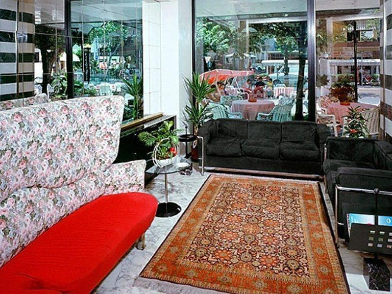 Hotel Levante Римини Экстерьер фото